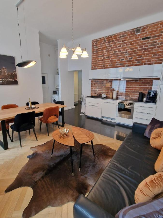קרקוב Golden Pearl - Main Square, 100 Sqm, 4 Rooms מראה חיצוני תמונה