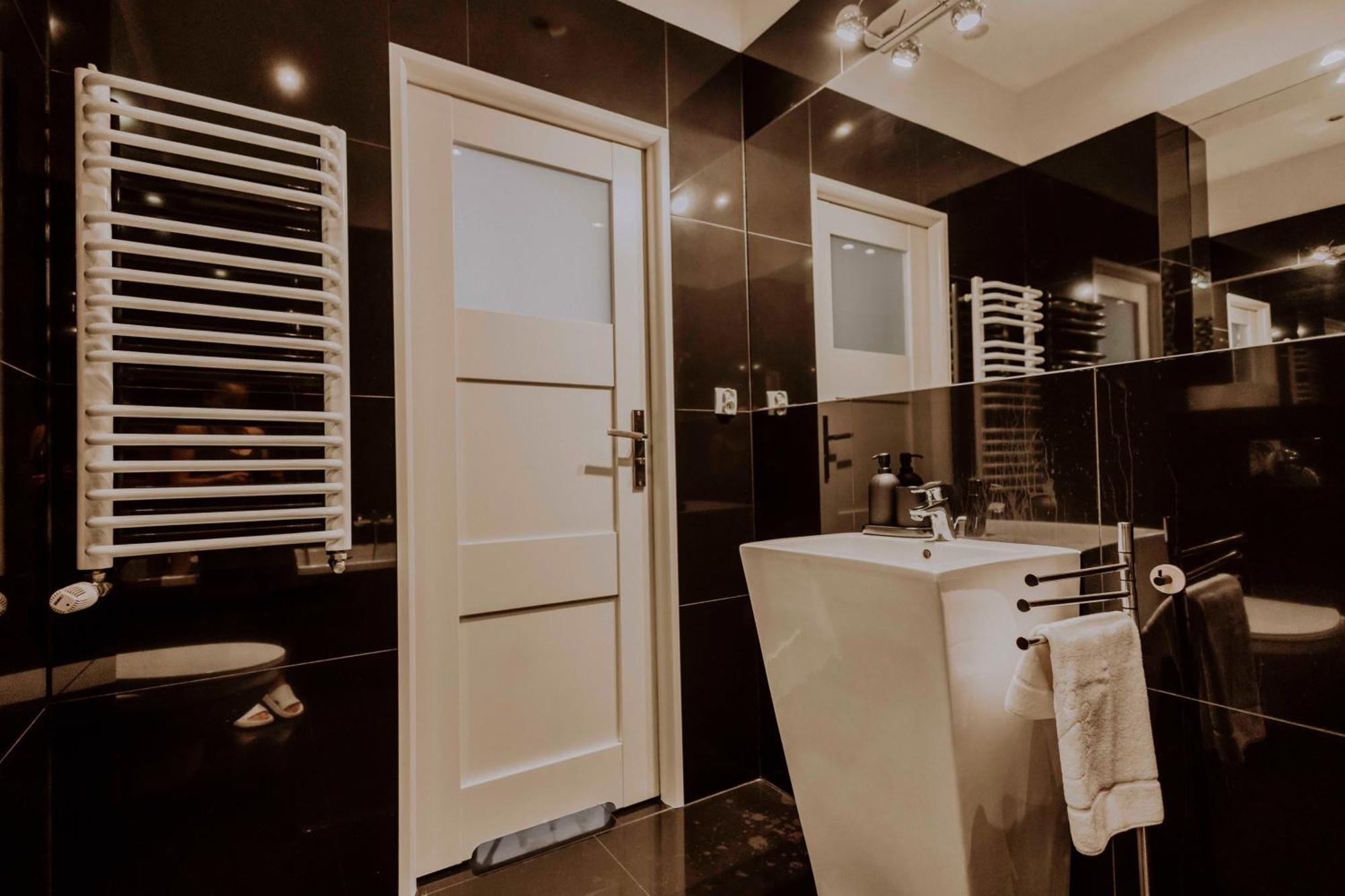 קרקוב Golden Pearl - Main Square, 100 Sqm, 4 Rooms מראה חיצוני תמונה