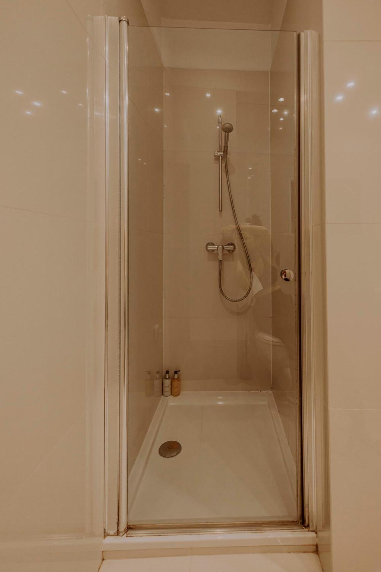 קרקוב Golden Pearl - Main Square, 100 Sqm, 4 Rooms מראה חיצוני תמונה