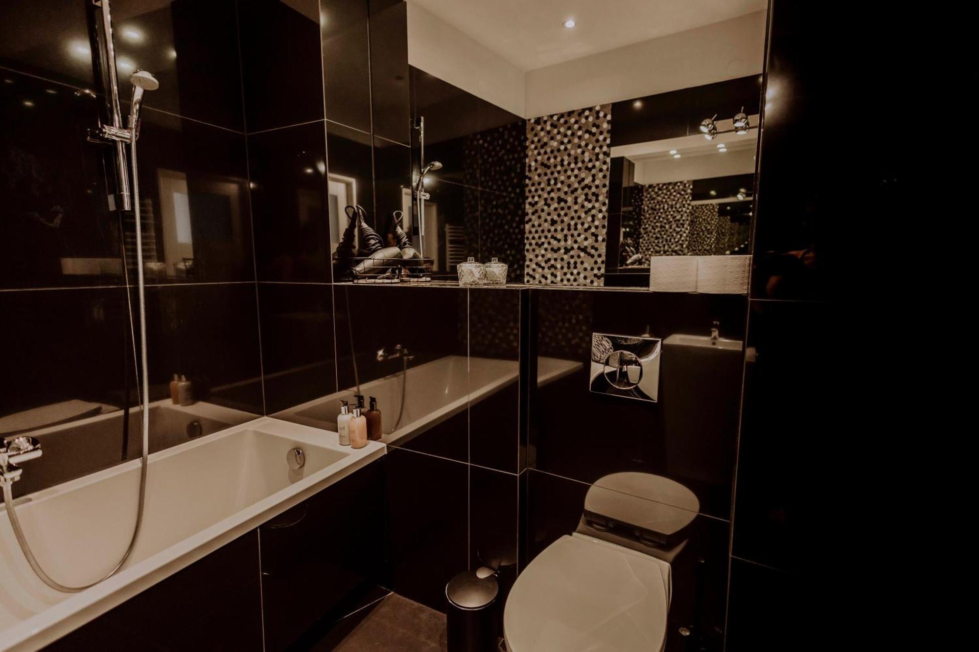 קרקוב Golden Pearl - Main Square, 100 Sqm, 4 Rooms מראה חיצוני תמונה